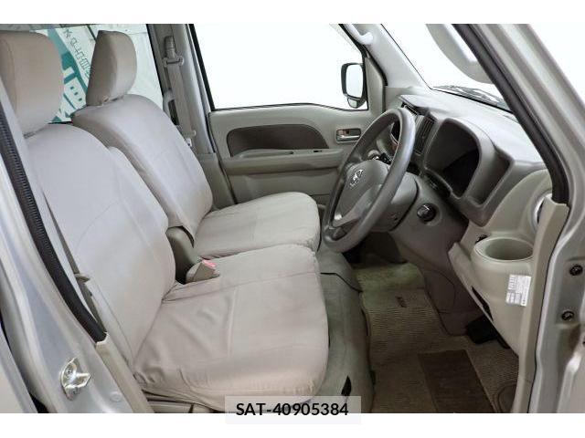 Nissan CLIPPER RIO 2017-06 8855723-5