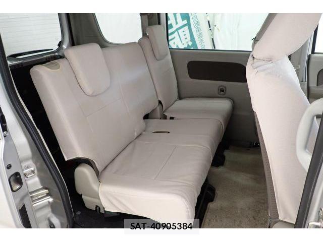 Nissan CLIPPER RIO 2017-06 8855723-6