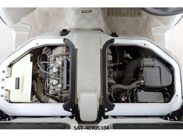 Nissan CLIPPER RIO 2017-06 8855723-7