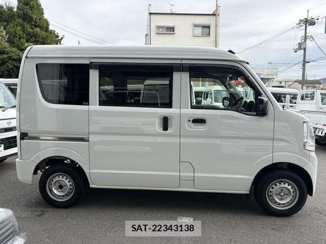 Nissan CLIPPER VAN 2022-07 8855175-11