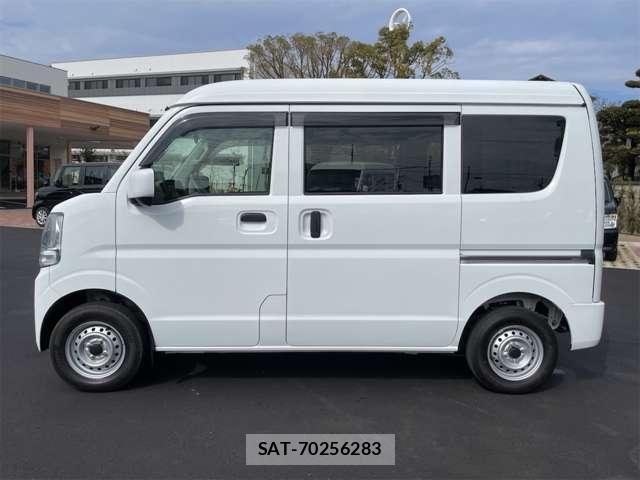 Nissan CLIPPER VAN 2021-09 8855686-10