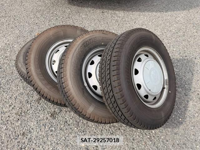 Nissan NV150 AD 2018-07 8856484-13