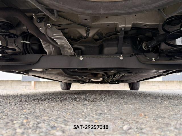 Nissan NV150 AD 2018-07 8856484-14