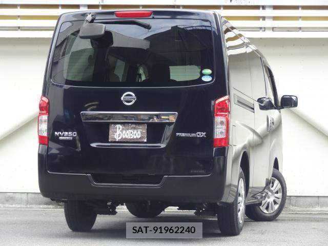 Nissan NV350 Caravan 2012-08 8855092-1