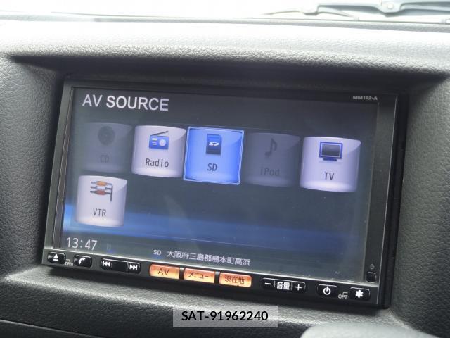 Nissan NV350 Caravan 2012-08 8855092-7