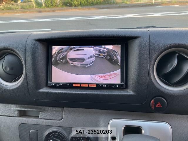 Nissan NV350 Caravan 2014-06 8856143-7