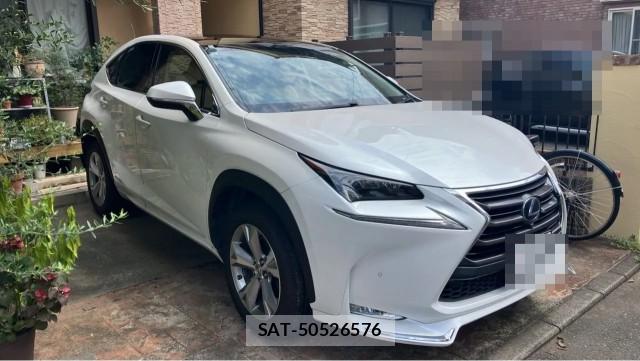 Lexus NX 2015-10 8855285-11