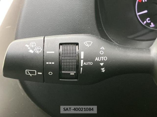 Lexus NX 2015-06 8856950-15