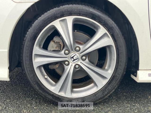 Honda ODYSSEY 2013-04 8856990-17