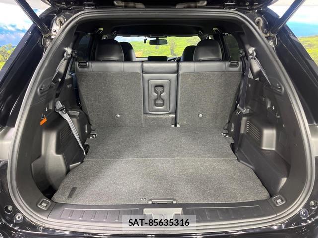 Mitsubishi OUTLANDER PHEV 2023-09 8854312-11