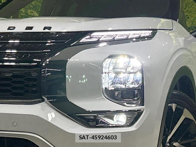 Mitsubishi OUTLANDER PHEV 2022-08 8854701-12