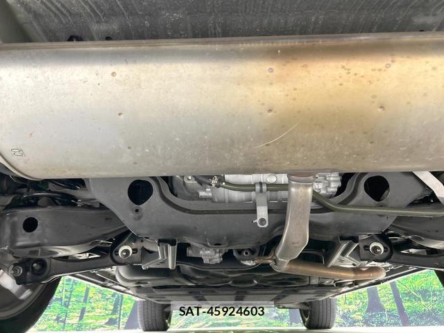 Mitsubishi OUTLANDER PHEV 2022-08 8854701-18