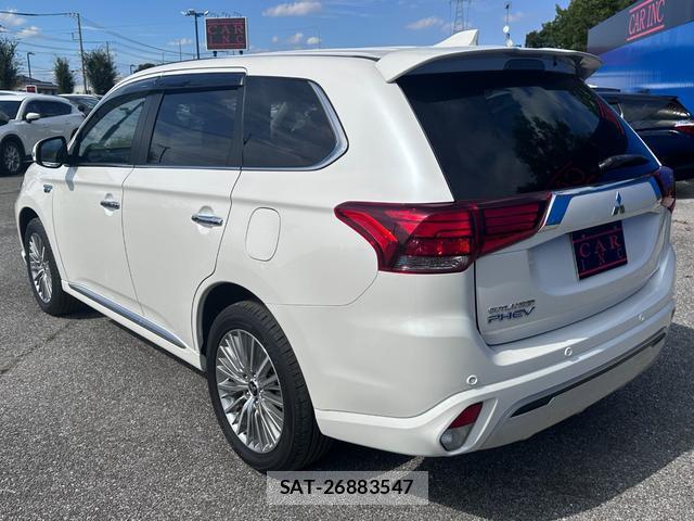 Mitsubishi OUTLANDER PHEV 2020-01 8854924-7