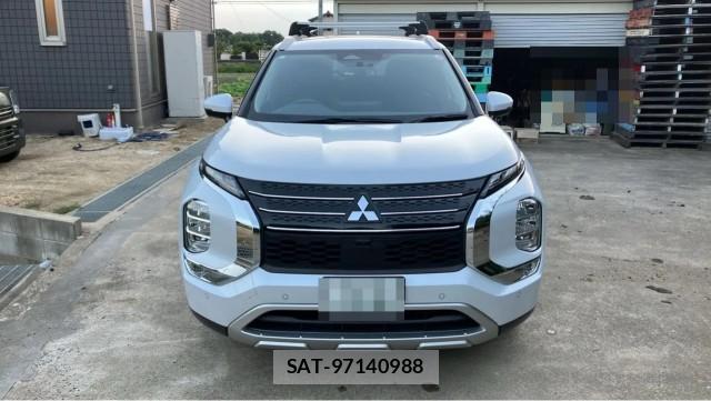 Mitsubishi OUTLANDER PHEV 2023-10 8855360-9