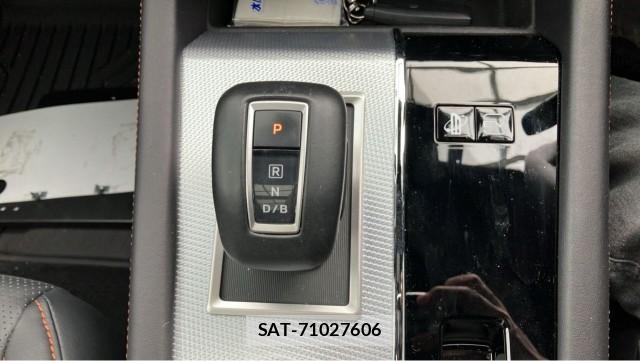 Mitsubishi OUTLANDER PHEV 2022-08 8855411-14