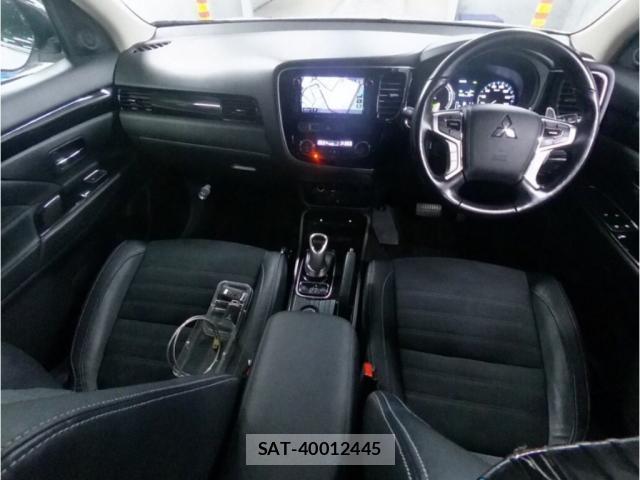 Mitsubishi OUTLANDER PHEV 2016 8855923-2