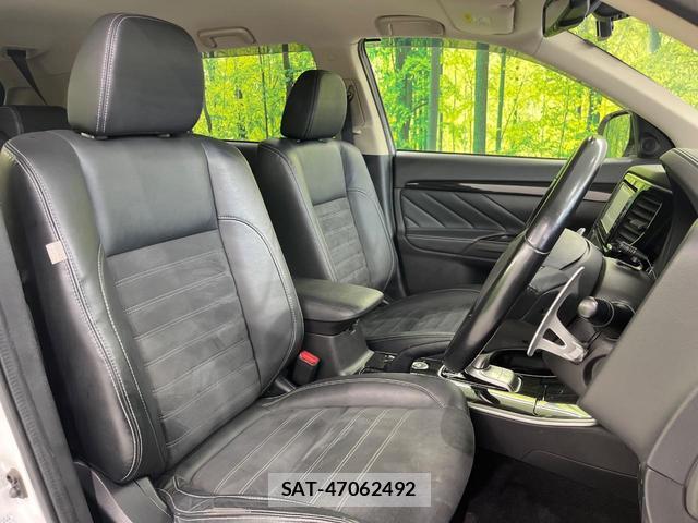 Mitsubishi OUTLANDER PHEV 2016-10 8856670-7