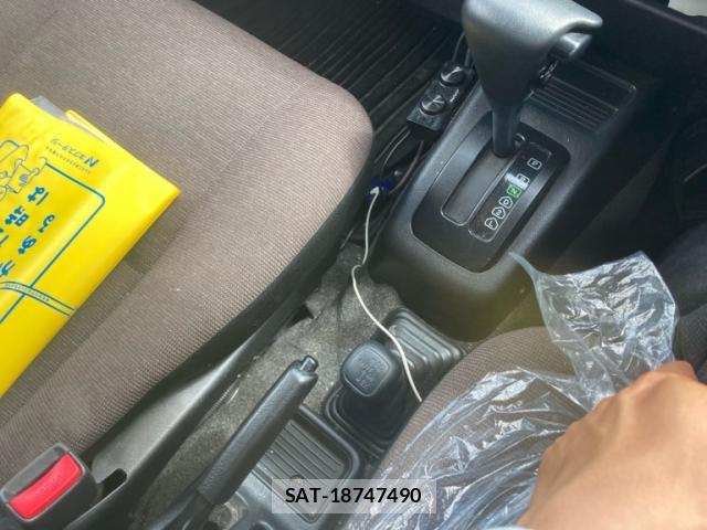 Mitsubishi PAJERO MINI 2011-08 8854610-16