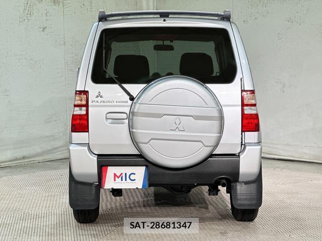 Mitsubishi PAJERO MINI 2010-10 8855203-15
