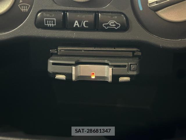 Mitsubishi PAJERO MINI 2010-10 8855203-3