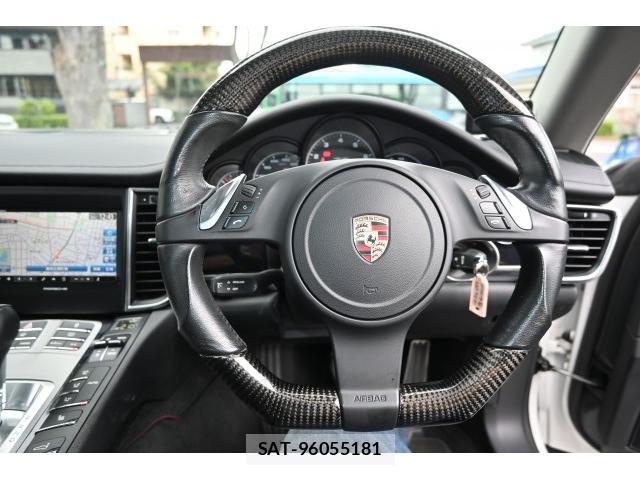 Porsche PANAMERA 2012-04 8855982-17