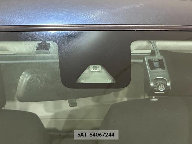 Toyota PASSO 2018-04 8855643-10
