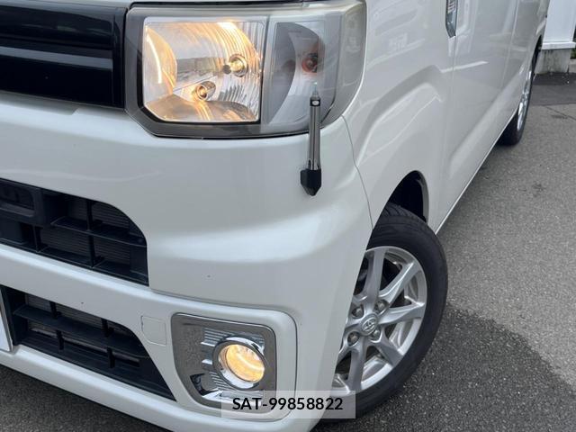 Toyota Pixis Mega 2016-11 8854306-11