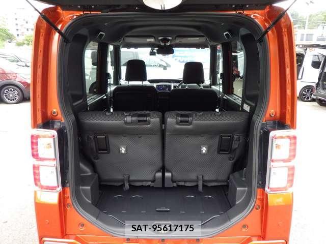 Toyota Pixis Mega 2022-03 8856052-11