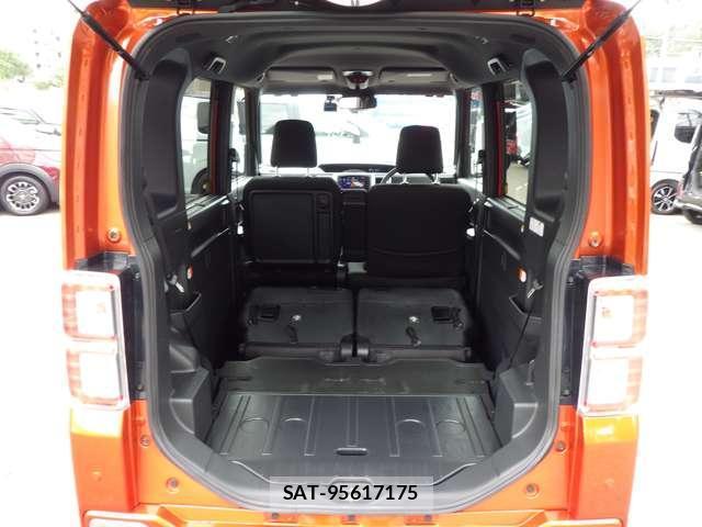 Toyota Pixis Mega 2022-03 8856052-13