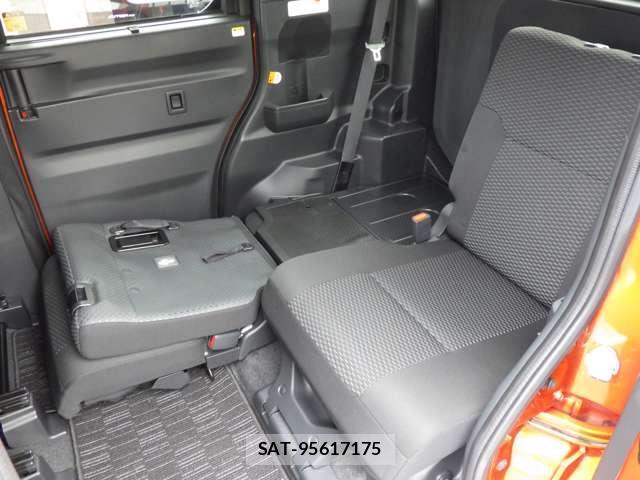 Toyota Pixis Mega 2022-03 8856052-9