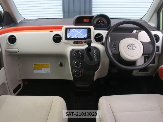 Toyota PORTE 2013-08 8856031-2