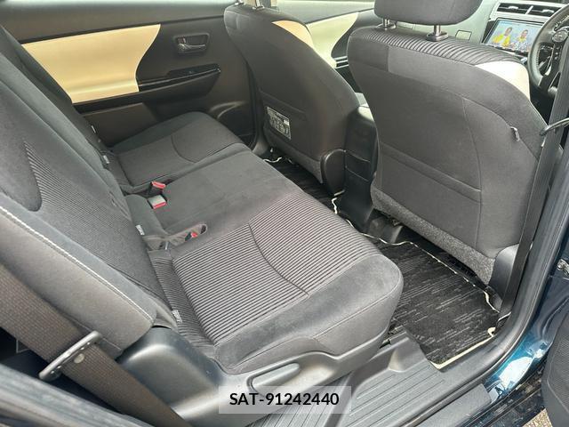 Toyota PRIUS ALPHA 2018-06 8854078-12