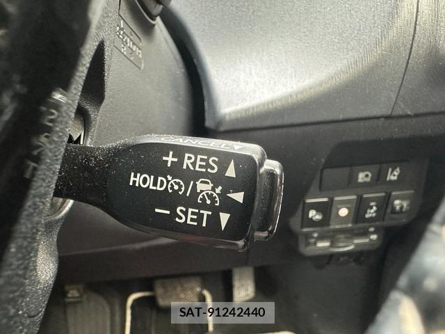 Toyota PRIUS ALPHA 2018-06 8854078-4