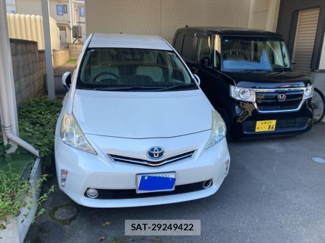 Toyota PRIUS ALPHA 2011-12 8854615-1
