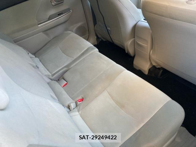 Toyota PRIUS ALPHA 2011-12 8854615-10