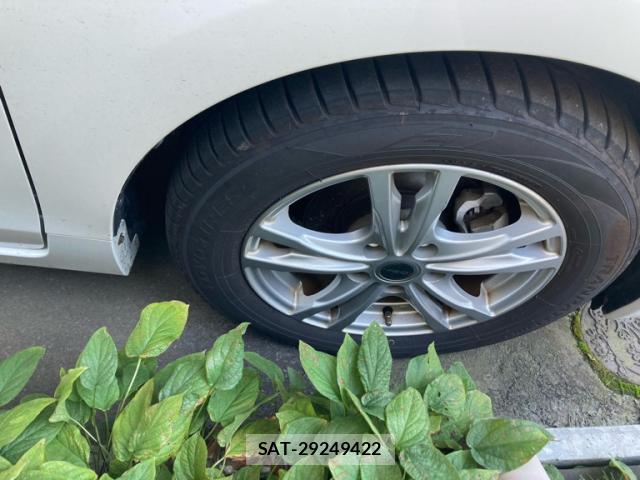Toyota PRIUS ALPHA 2011-12 8854615-13