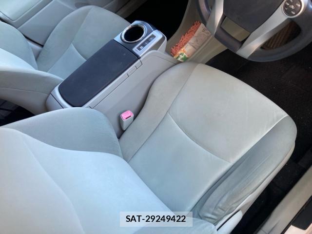 Toyota PRIUS ALPHA 2011-12 8854615-9
