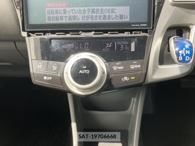 Toyota PRIUS ALPHA 2012-11 8854914-6