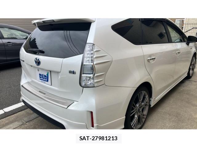 Toyota PRIUS ALPHA 2014-09 8854950-12