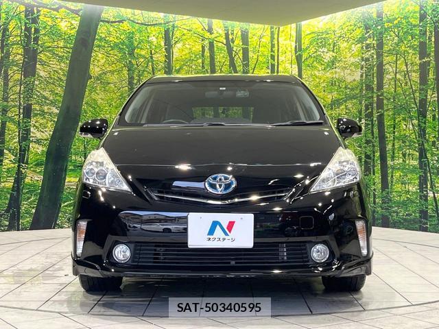 Toyota PRIUS ALPHA 2014-01 8855975-13