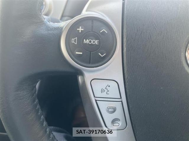 Toyota PRIUS ALPHA 2015-08 8856726-12