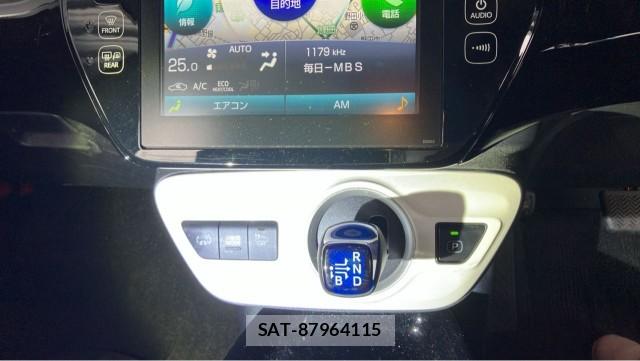 Toyota PRIUS PHV 2017-12 8855342-14
