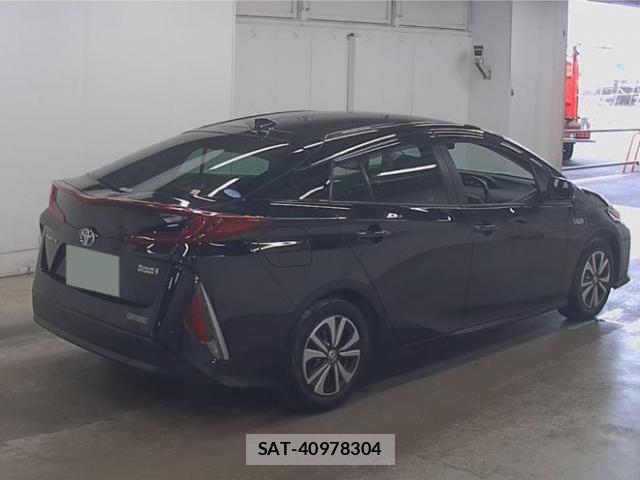 Toyota PRIUS PHV 2020-08 8856657-1