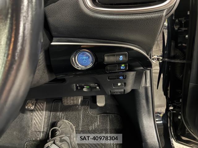 Toyota PRIUS PHV 2020-08 8856657-15