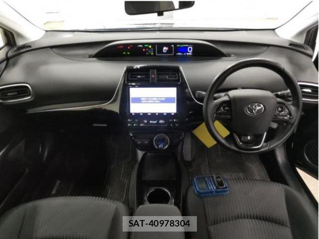 Toyota PRIUS PHV 2020-08 8856657-2