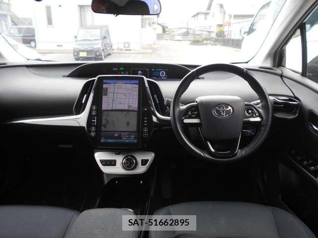 Toyota PRIUS PHV 2017-12 8856780-3