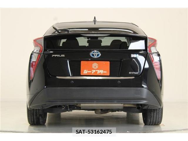 Toyota PRIUS 2016-02 8853895-10
