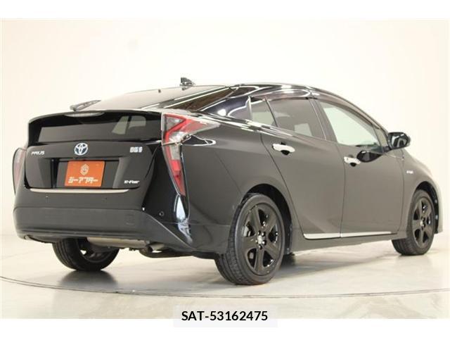 Toyota PRIUS 2016-02 8853895-11