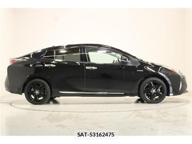 Toyota PRIUS 2016-02 8853895-12