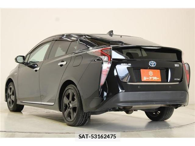 Toyota PRIUS 2016-02 8853895-9